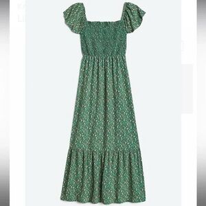 KAILEIGH Lily smocked detail maxi dress green size Large Petite Stitch Fix